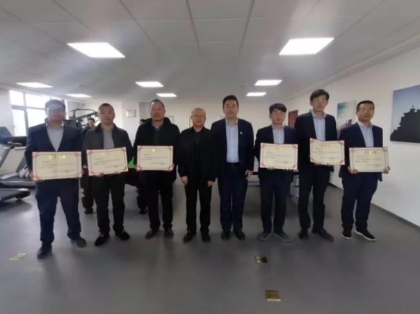 开云手机官方版页面登录入口-开云(中国)
团委举办球类联谊比赛(图2)