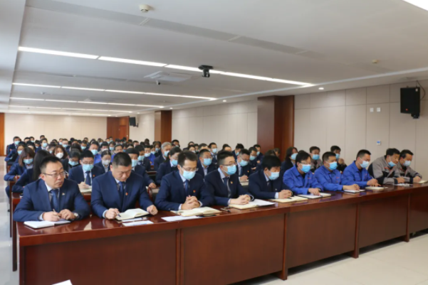 开云手机官方版页面登录入口-开云(中国)
召开2021年工作总结表彰暨2022年工作安排部署会议(图6)