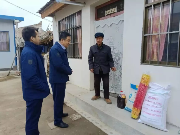 开云手机官方版页面登录入口-开云(中国)
深入帮扶村开展春节慰问(图2) 开云手机官方版页面登录入口-开云(中国)
深入帮扶村开展春节慰问(图2)
