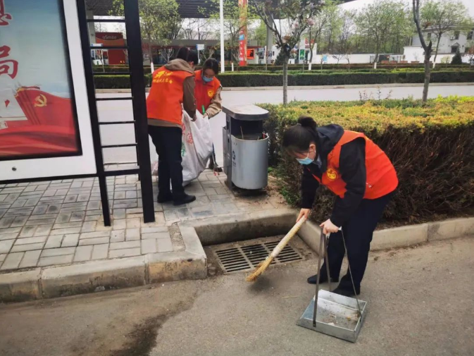 开云手机官方版页面登录入口-开云(中国)
赴包抓共建村社开展卫生清扫志愿服务活动(图5)