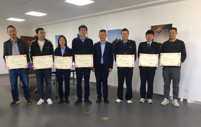 开云手机官方版页面登录入口-开云(中国)
团委举办“庆五一、迎五四”球类联谊比赛(图3)