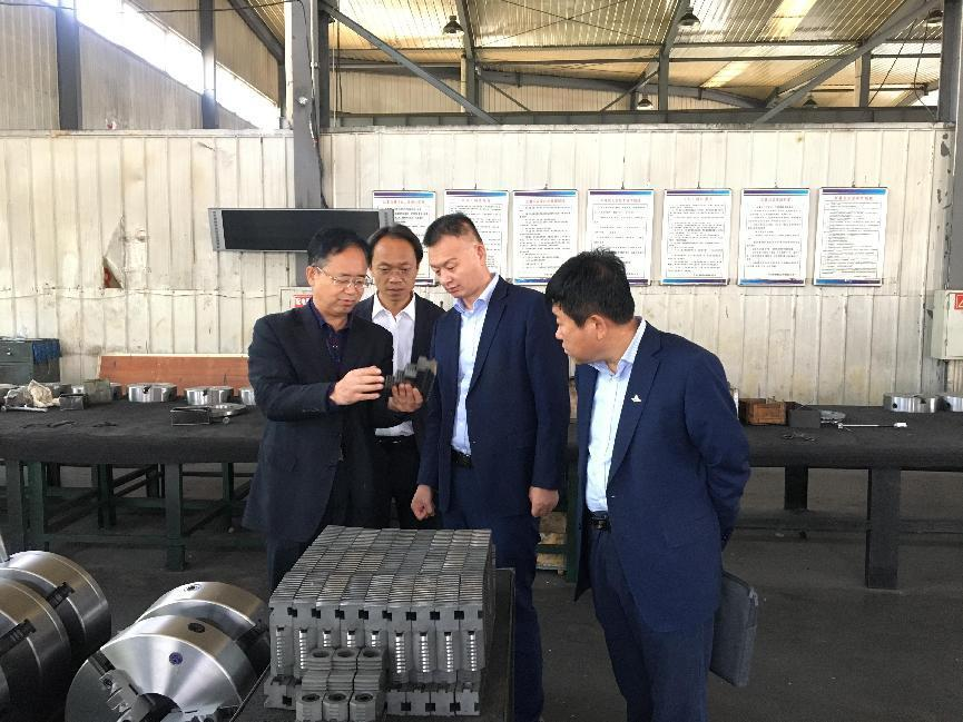 开云手机官方版页面登录入口-开云(中国)
赴荣康实业公司进行考察交流(图2)