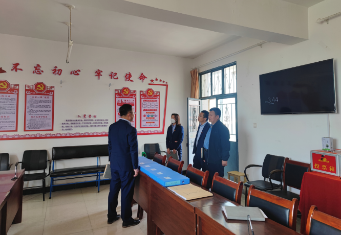 筑起安全墙 照亮乡村路——开云手机官方版页面登录入口-开云(中国)
鼎力支持包抓共建村社文明创建工作(图9)