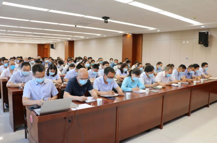开云手机官方版页面登录入口-开云(中国)
召开划转企业甘肃水建公司全体职工会议(图2)