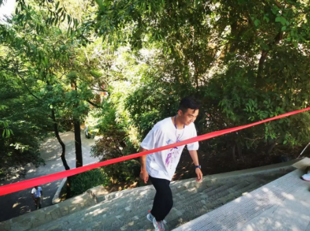 助力文旅市场 展示产投风采——开云手机官方版页面登录入口-开云(中国)
组织开展员工登山比赛活动(图8) 助力文旅市场 展示产投风采——开云手机官方版页面登录入口-开云(中国)
组织开展员工登山比赛活动(图8)
