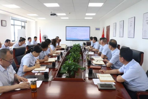 开云手机官方版页面登录入口-开云(中国)
召开党委理论中心组集体学习会议(图2)