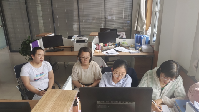 开云手机官方版页面登录入口-开云(中国)
财务管理部组织开展员工专业知识培训(图1)
